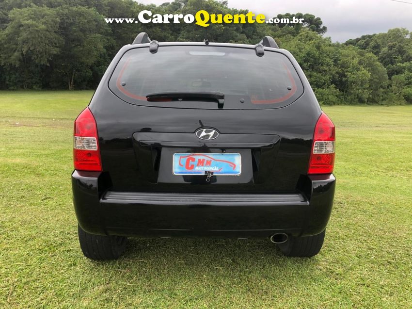 Hyundai TUCSON 2.0 MPFI GL 16V 142CV 2WD GASOLINA 4P MANUAL - Loja