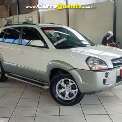 HYUNDAI   TUCSON 2.0 16V FLEX AUT.   BRANCO 2015 2.0 FLEX