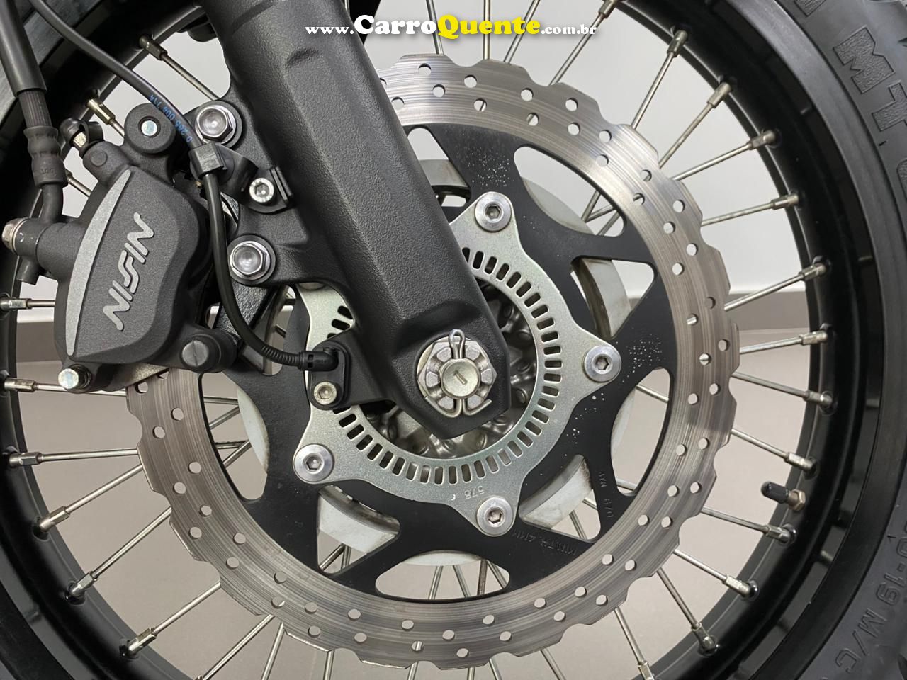 KAWASAKI VERSYS-X 300 ABS 2024 - Loja