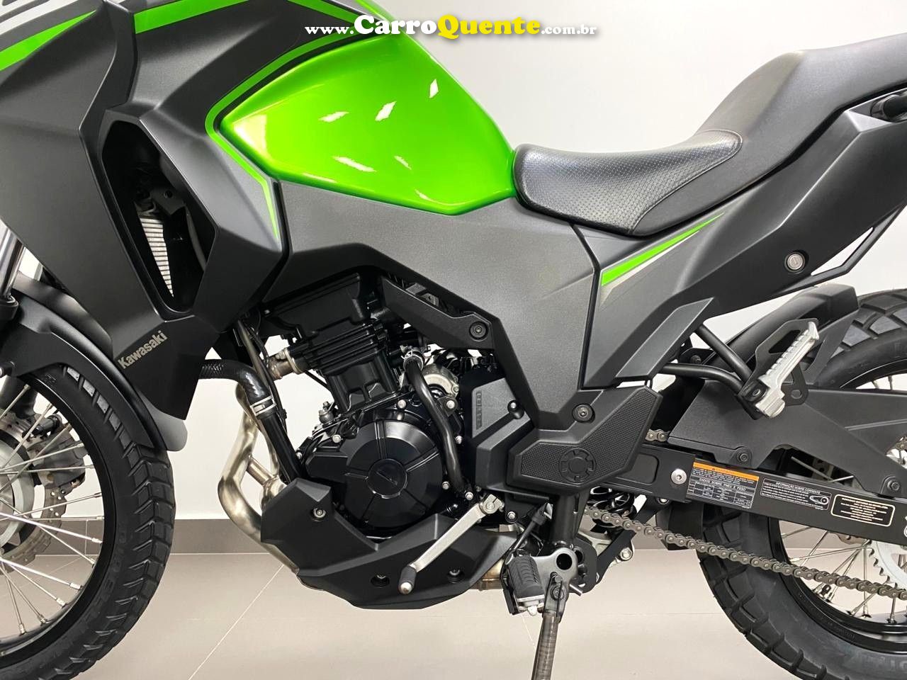 KAWASAKI VERSYS-X 300 ABS 2024 - Loja