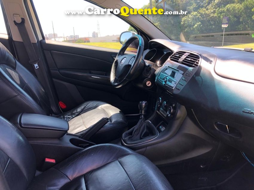 Fiat BRAVO 1.8 ESSENCE 16V FLEX 4P MANUAL - Loja