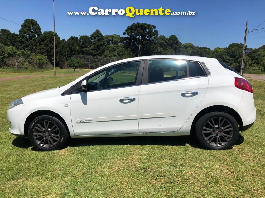 Fiat BRAVO 1.8 ESSENCE 16V FLEX 4P MANUAL - Loja