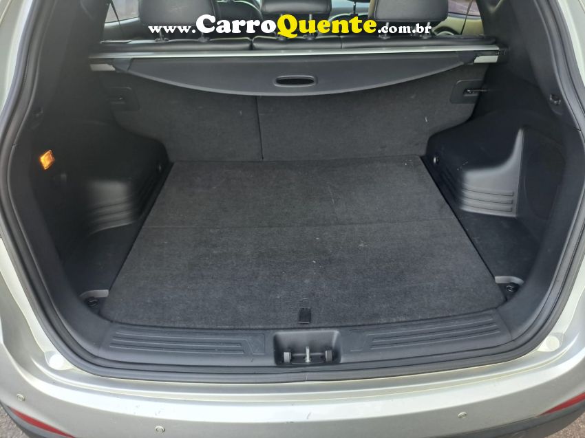 Hyundai IX35 2.0 MPFI GLS 4X2 16V GASOLINA 4P AUTOMÁTICO - Loja