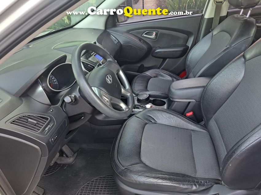 Hyundai IX35 2.0 MPFI GLS 4X2 16V GASOLINA 4P AUTOMÁTICO - Loja