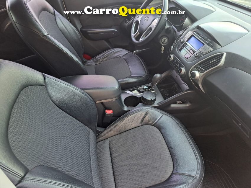 Hyundai IX35 2.0 MPFI GLS 4X2 16V GASOLINA 4P AUTOMÁTICO - Loja