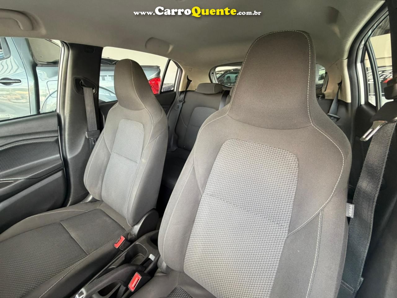 CHEVROLET   ONIX HATCH LT 1.0 12V FLEX 5P MEC.   PRATA 2023 1.0 FLEX - Loja