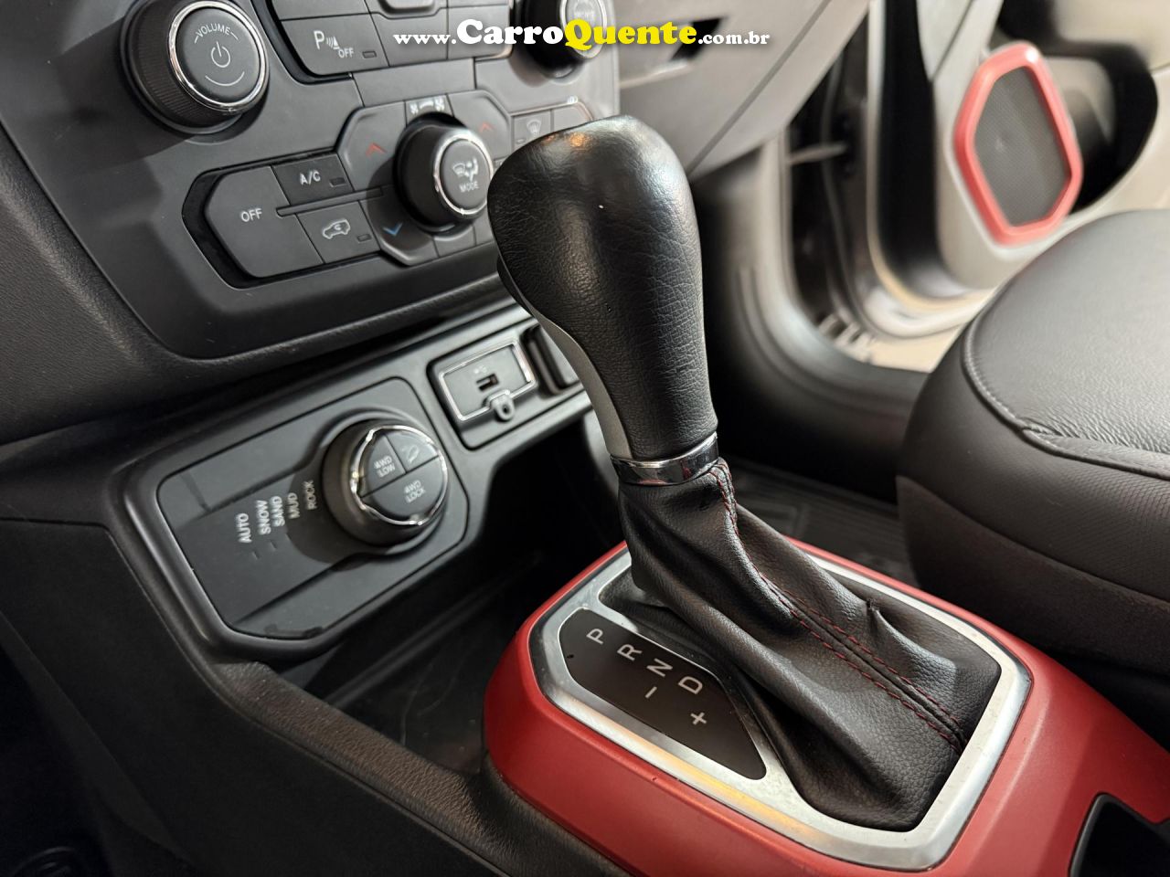 JEEP   RENEGADE TRAILHAWK 2.0 4X4 TB DIESEL AUT   CINZA 2019 2.0 DIESEL - Loja