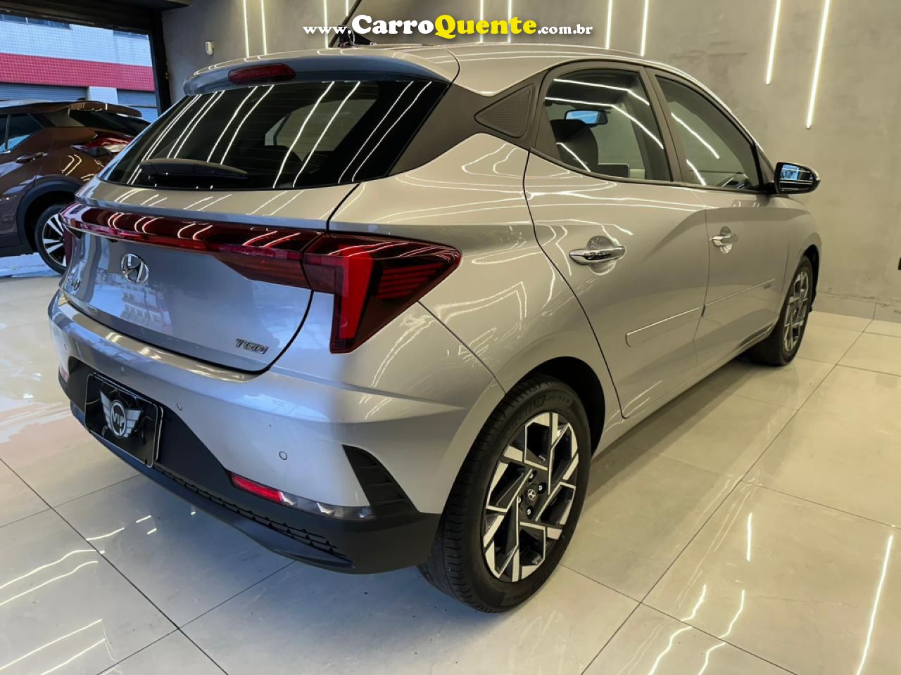 HYUNDAI   HB20 PLATINUM 1.0 TB FLEX 12V AUT.   PRATA 2023 1.0 FLEX - Loja