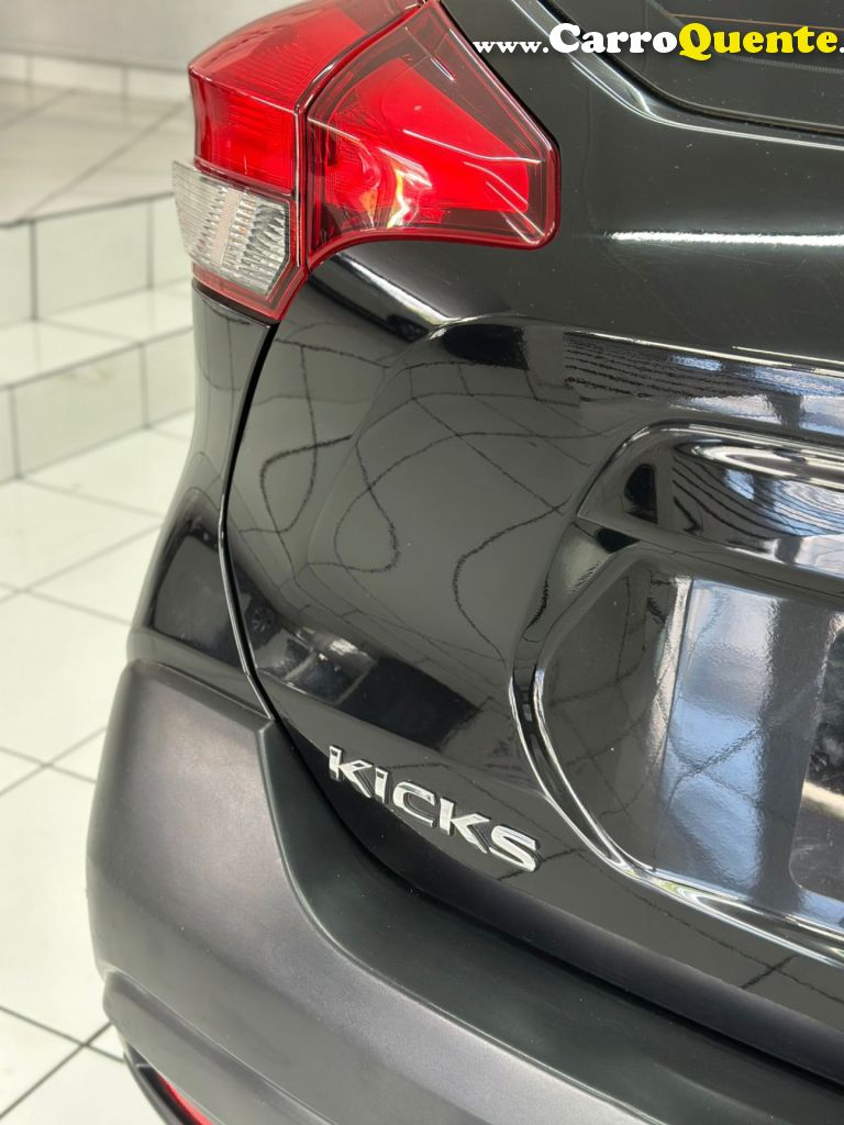 NISSAN   KICKS ACTIVE CVT FLEX AUT.   PRETO 2021 1.6 FLEX - Loja