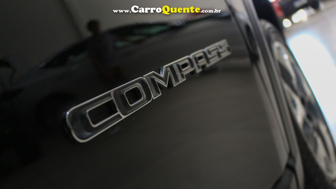 JEEP   COMPASS LONGITUDE 2.0 4X2 FLEX 16V AUT.   PRETO 2019 2.0 FLEX - Loja