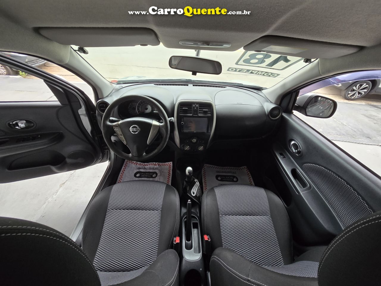 NISSAN   MARCH SV 1.6 16V FLEXSTART 5P MEC.   CINZA 2018 1.6 GASOLINA - Loja