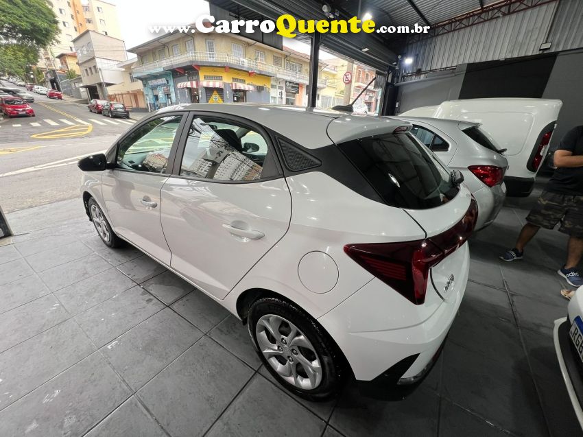 Hyundai HB20 1.0 12V FLEX COMFORT PLUS MANUAL - Loja