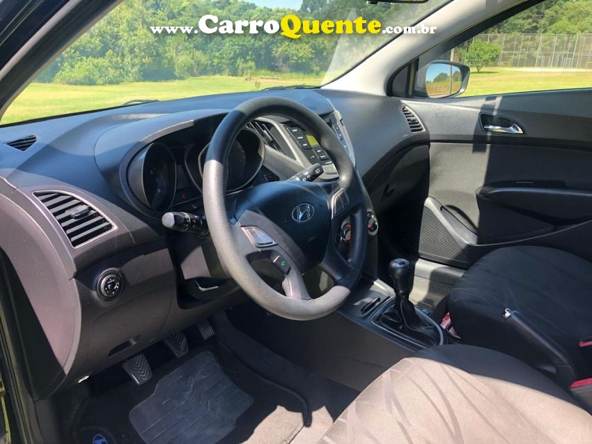Hyundai HB20 1.0 COMFORT 12V FLEX 4P MANUAL - Loja