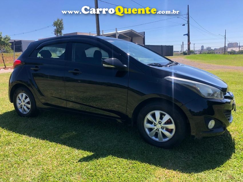 Hyundai HB20 1.0 COMFORT 12V FLEX 4P MANUAL - Loja