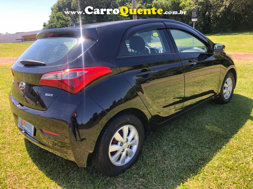 Hyundai HB20 1.0 COMFORT 12V FLEX 4P MANUAL - Loja