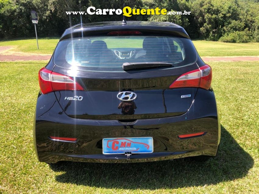 Hyundai HB20 1.0 COMFORT 12V FLEX 4P MANUAL - Loja