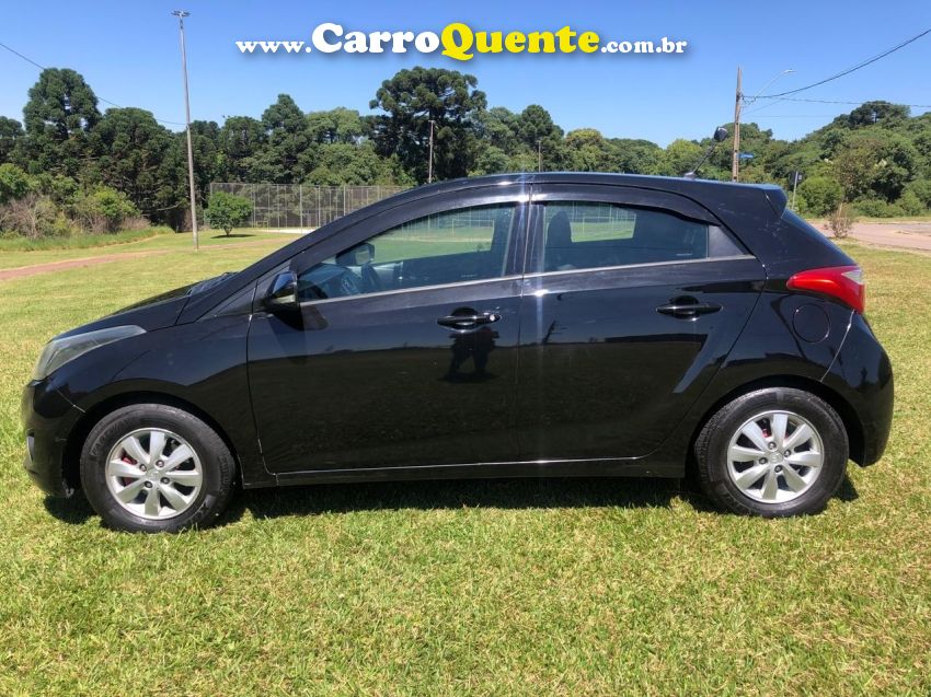 Hyundai HB20 1.0 COMFORT 12V FLEX 4P MANUAL - Loja