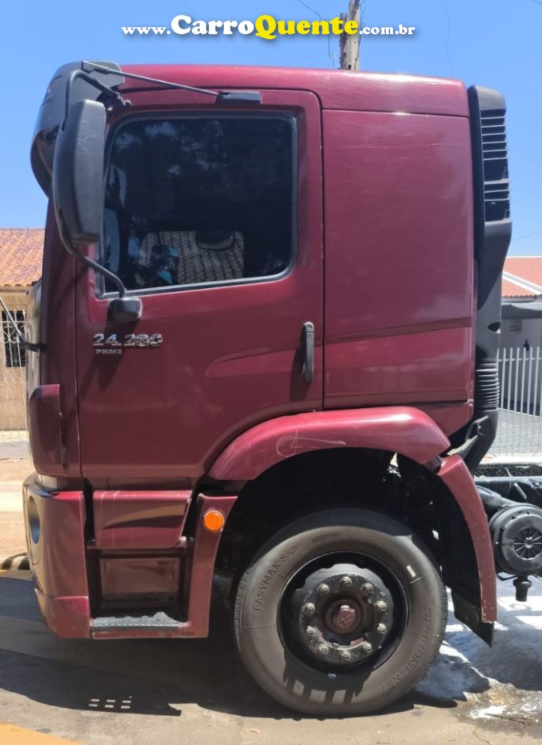 Volkswagen 24280 24-280 E Constel. 6x2 2p (E5) Chassi - Loja