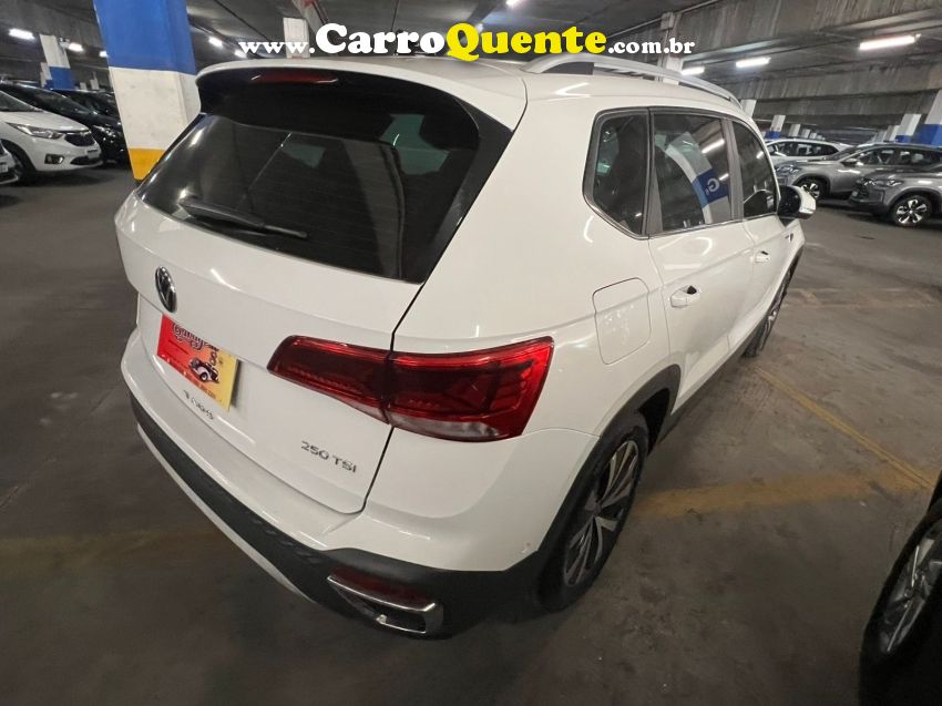Volkswagen TAOS 1.4 250 TSI TOTAL FLEX COMFORTLINE AUTOMÁTICO - Loja