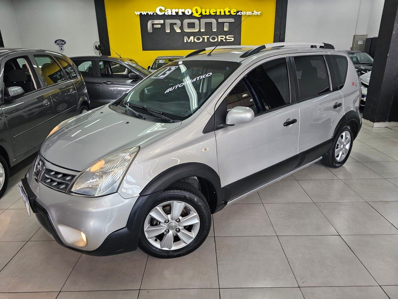 NISSAN LIVINA 1.8 SL X-GEAR 16V 2013 - Loja