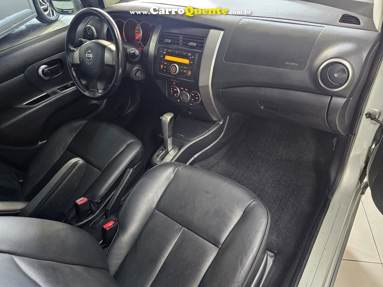 NISSAN LIVINA 1.8 SL X-GEAR 16V 2013 - Loja