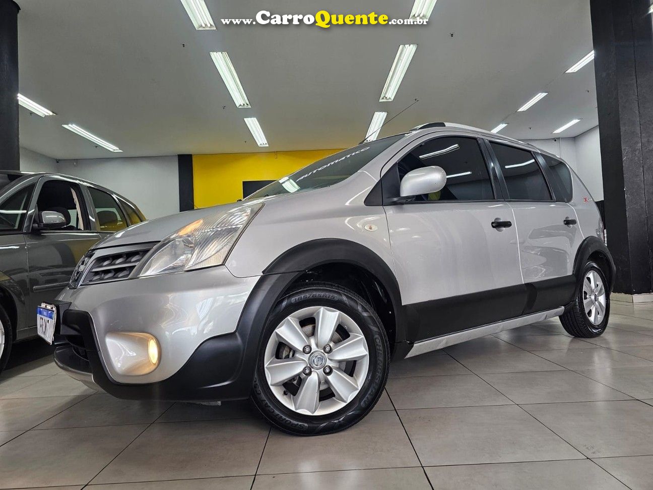 NISSAN LIVINA 1.8 SL X-GEAR 16V 2013 - Loja