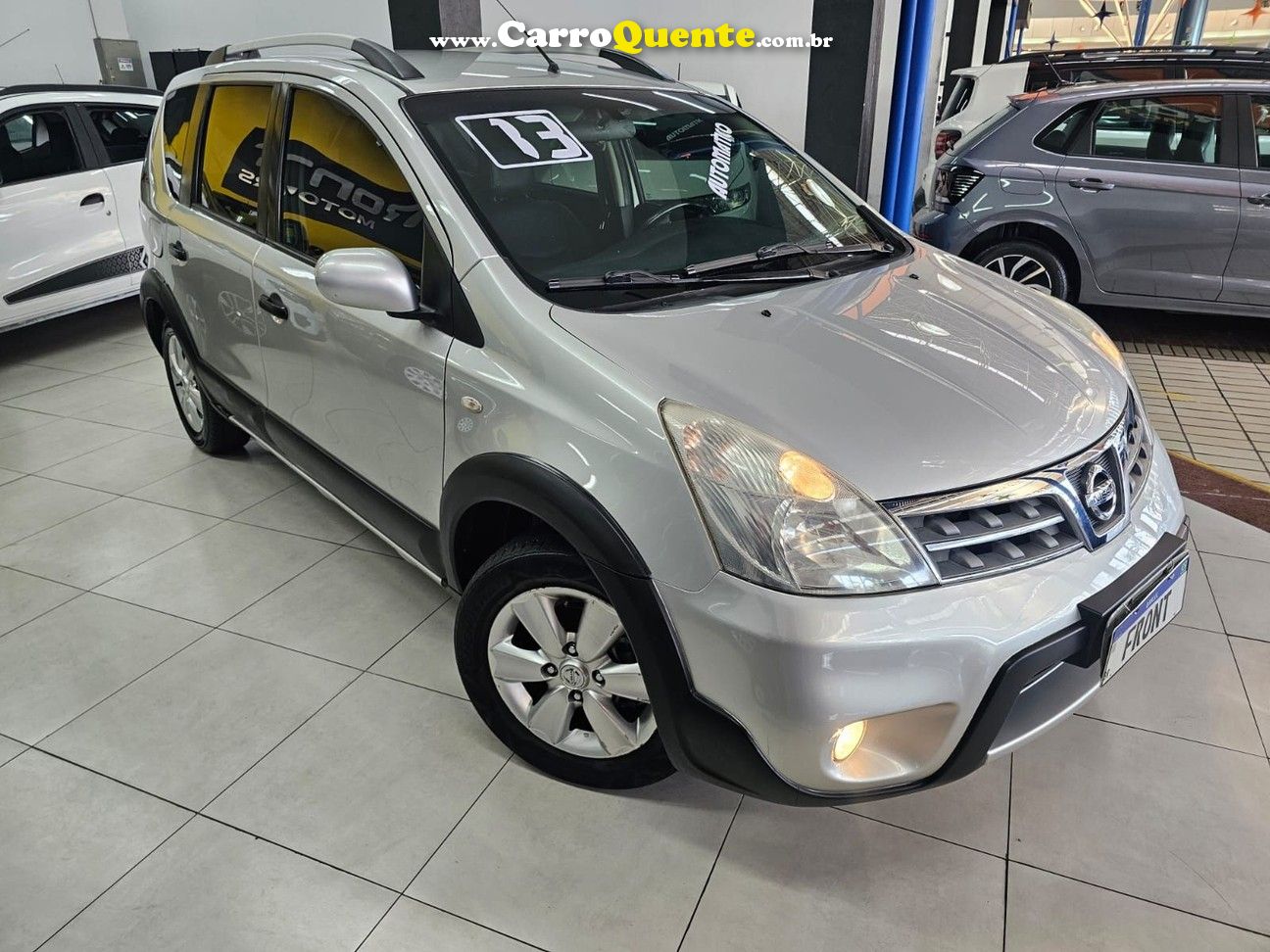 NISSAN LIVINA 1.8 SL X-GEAR 16V 2013 - Loja