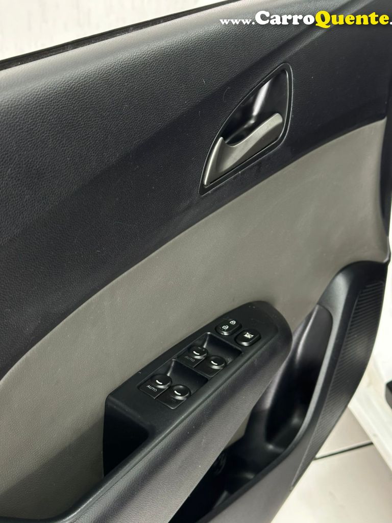 HYUNDAI   HB20 PREMIUM 1.6 FLEX 16V AUT.   BRANCO 2014 1.6 FLEX - Loja