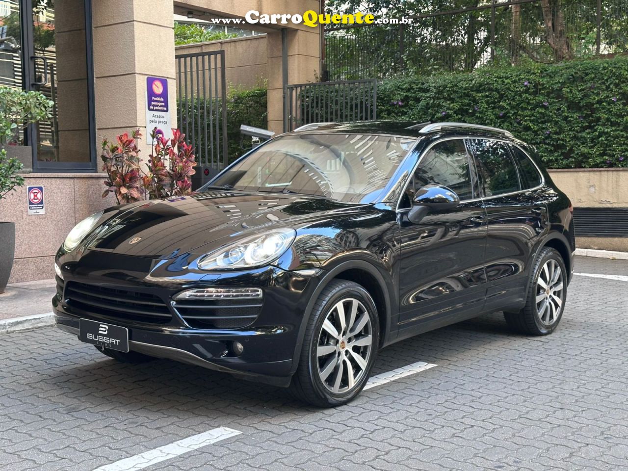 PORSCHE   4.8 S 4X4 V8 32V GASOLINA 4P TIPTRONIC   PRETO 2011 4.8 GASOLINA - Loja