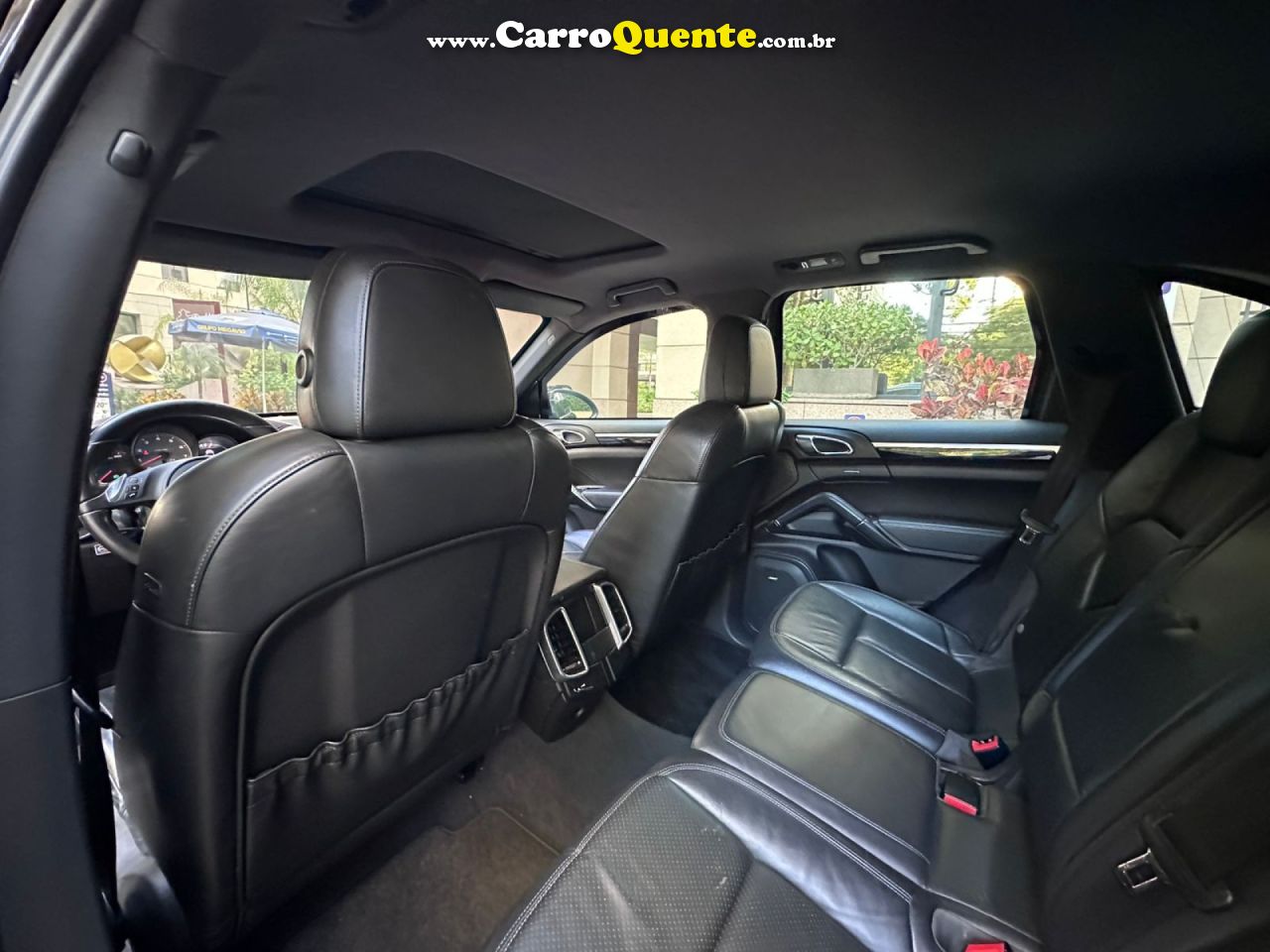 PORSCHE   4.8 S 4X4 V8 32V GASOLINA 4P TIPTRONIC   PRETO 2011 4.8 GASOLINA - Loja