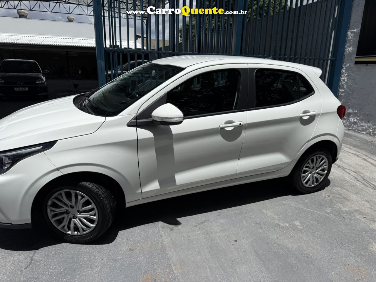 FIAT   ARGO DRIVE 1.0 6V FLEX   BRANCO 2025 1.0 FLEX - Loja