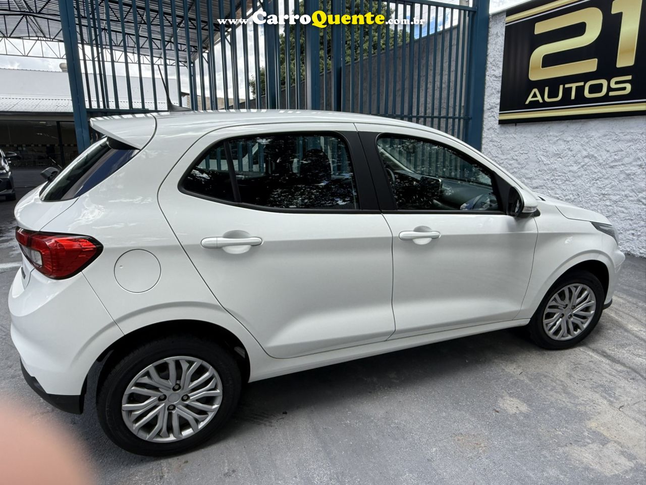 FIAT   ARGO DRIVE 1.0 6V FLEX   BRANCO 2025 1.0 FLEX - Loja