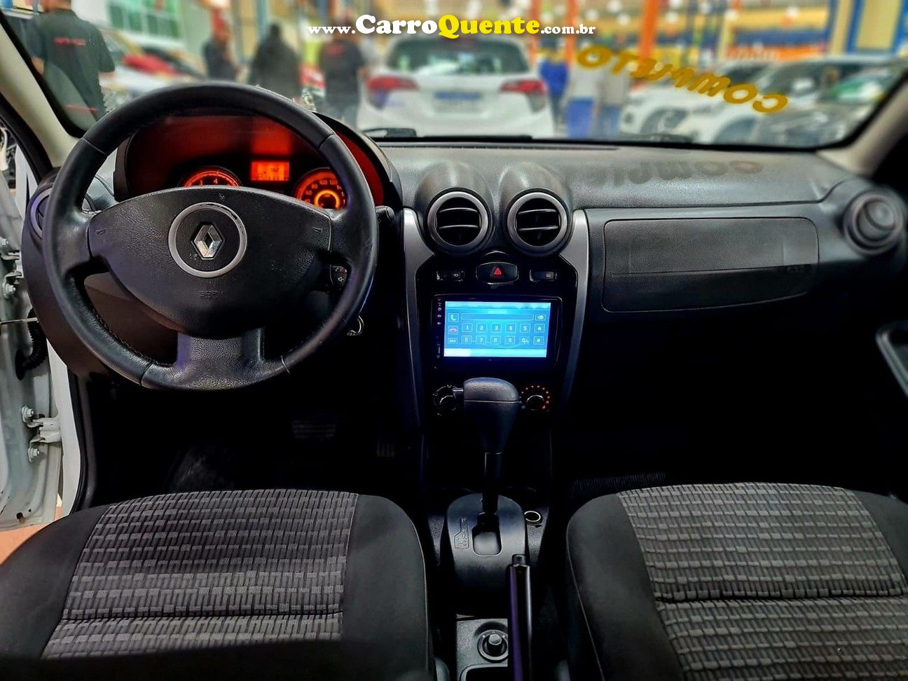 RENAULT SANDERO 1.6 PRIVILEGE 16V 2012 - Loja