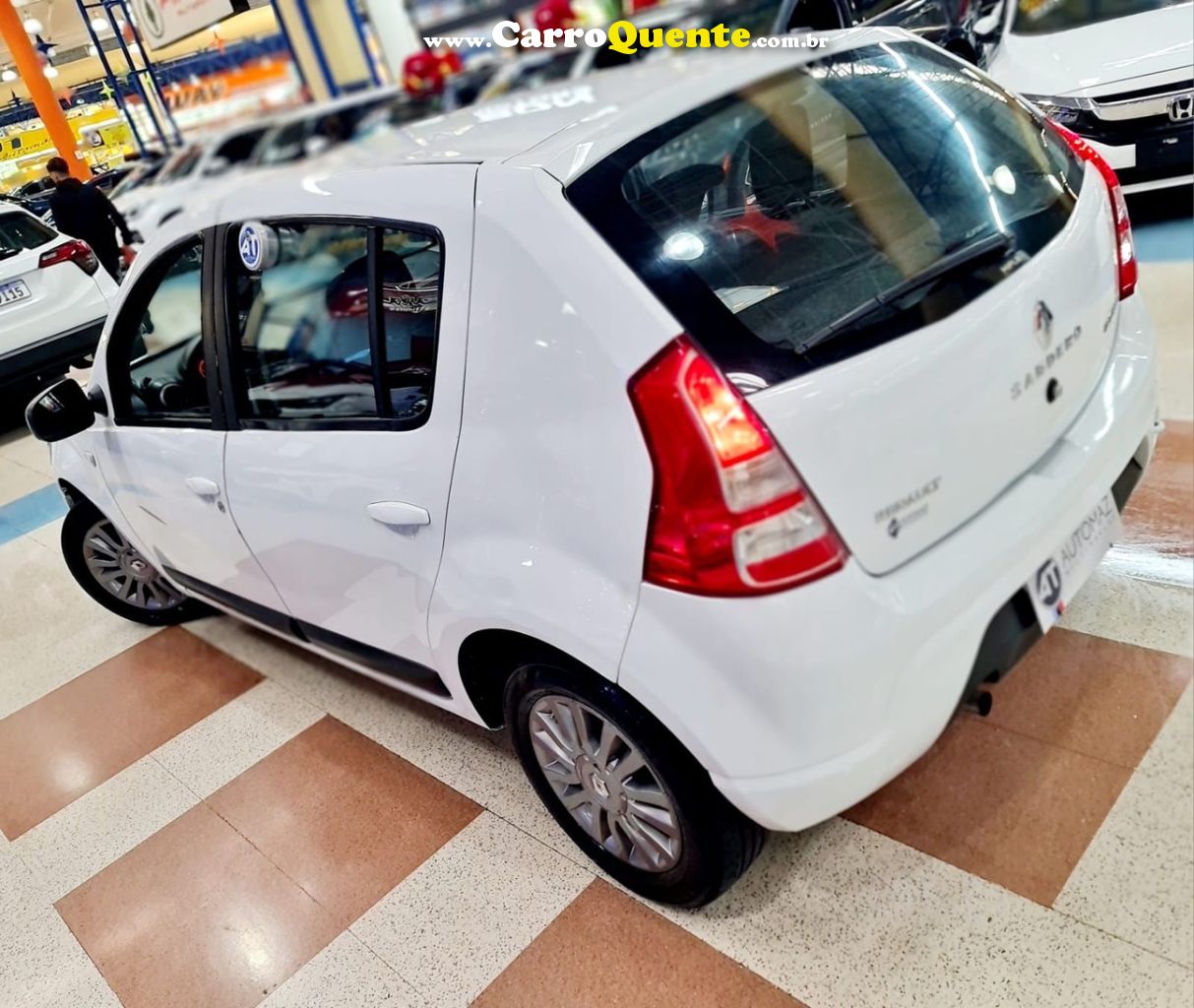 RENAULT SANDERO 1.6 PRIVILEGE 16V 2012 - Loja