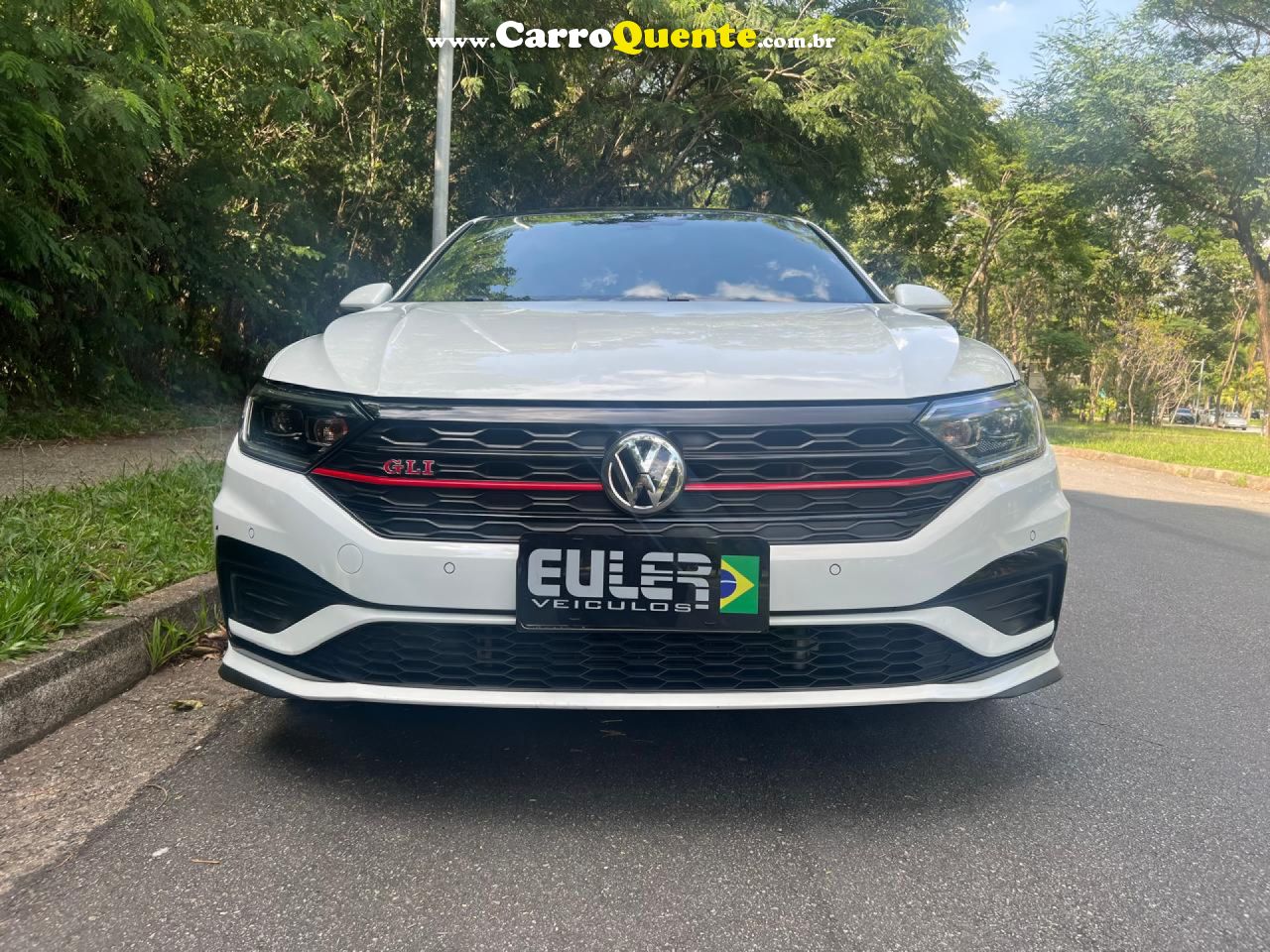 VOLKSWAGEN   JETTA GLI 350 TSI 2.0 16V 4P AUT.   BRANCO 2019 2.0 GASOLINA - Loja