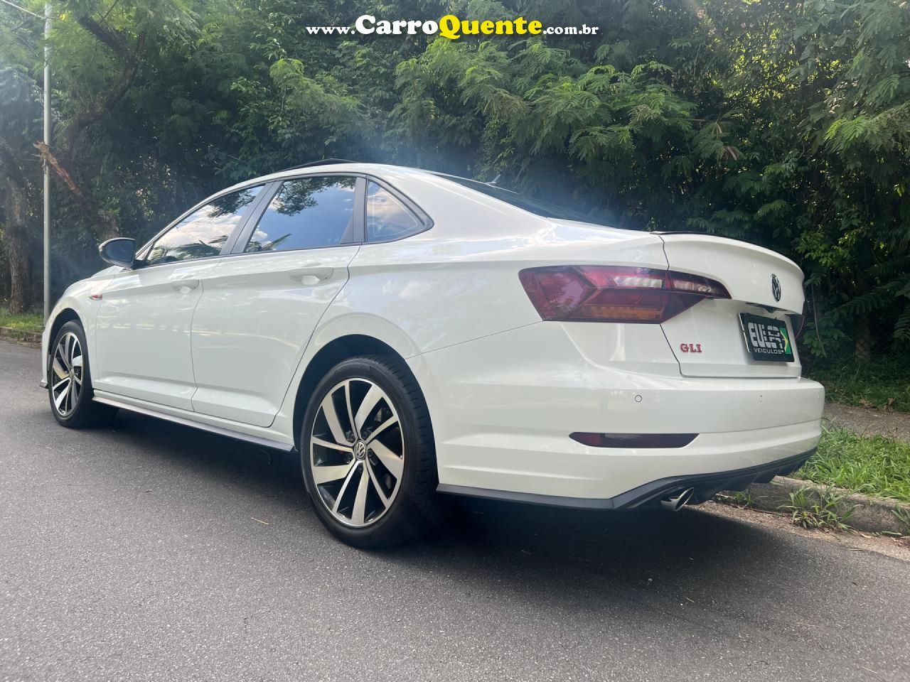 VOLKSWAGEN   JETTA GLI 350 TSI 2.0 16V 4P AUT.   BRANCO 2019 2.0 GASOLINA - Loja