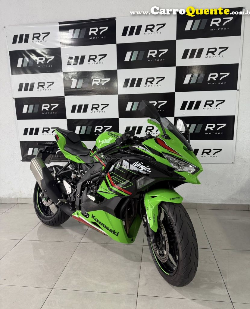KAWASAKI   ZX-4R   VERDE 2024 400 GASOLINA - Loja