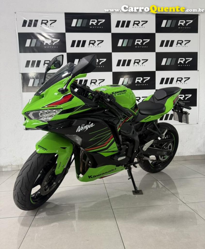 KAWASAKI   ZX-4R   VERDE 2024 400 GASOLINA - Loja