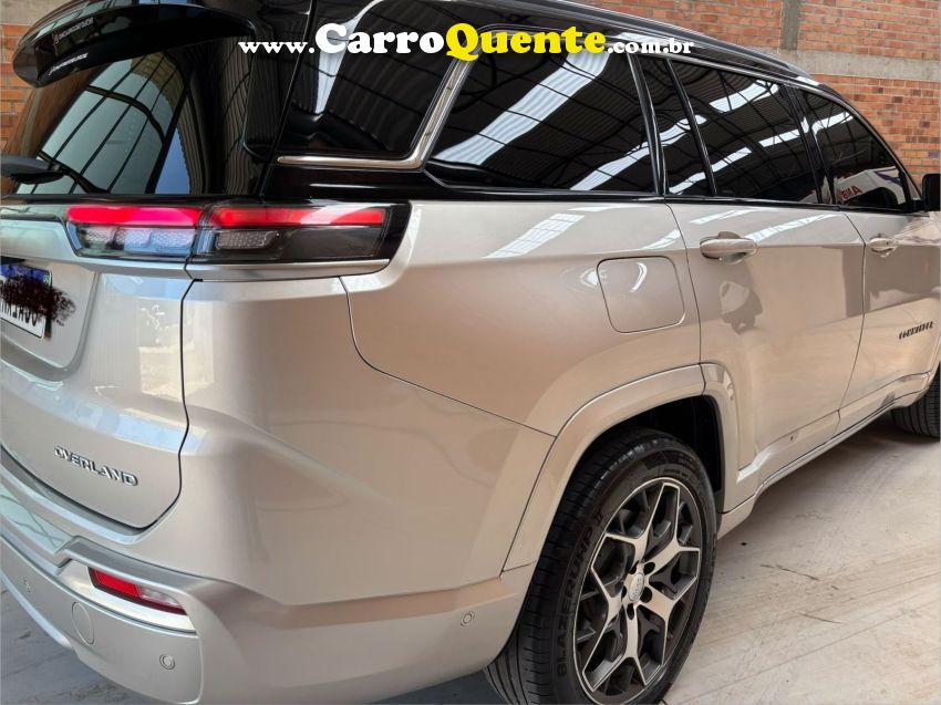 JEEP COMMANDER 1.3 T270 TURBO FLEX OVERLAND AT6 - Loja