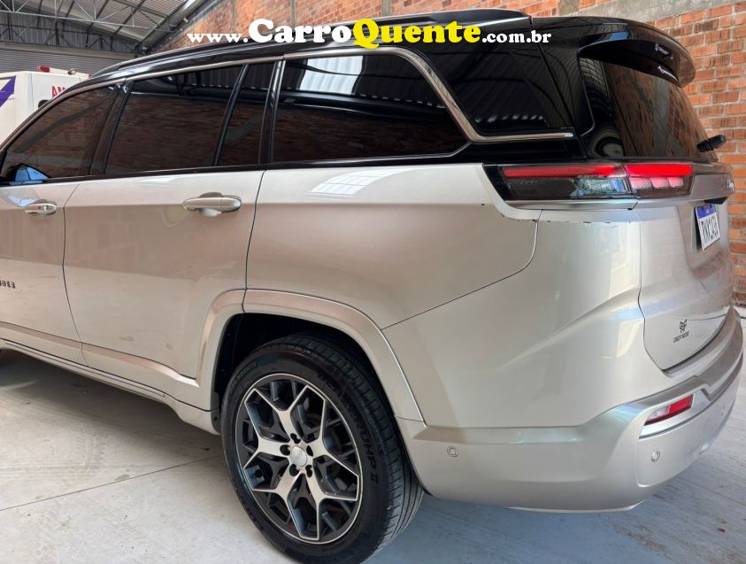 JEEP COMMANDER 1.3 T270 TURBO FLEX OVERLAND AT6 - Loja