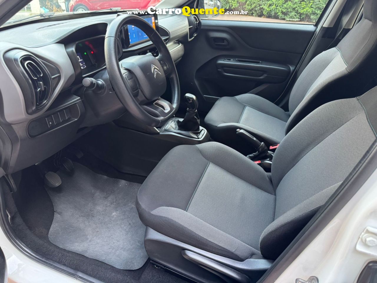 CITROËN   C3 LIVE PK FLEX    BRANCO 2024 1.0 FLEX - Loja