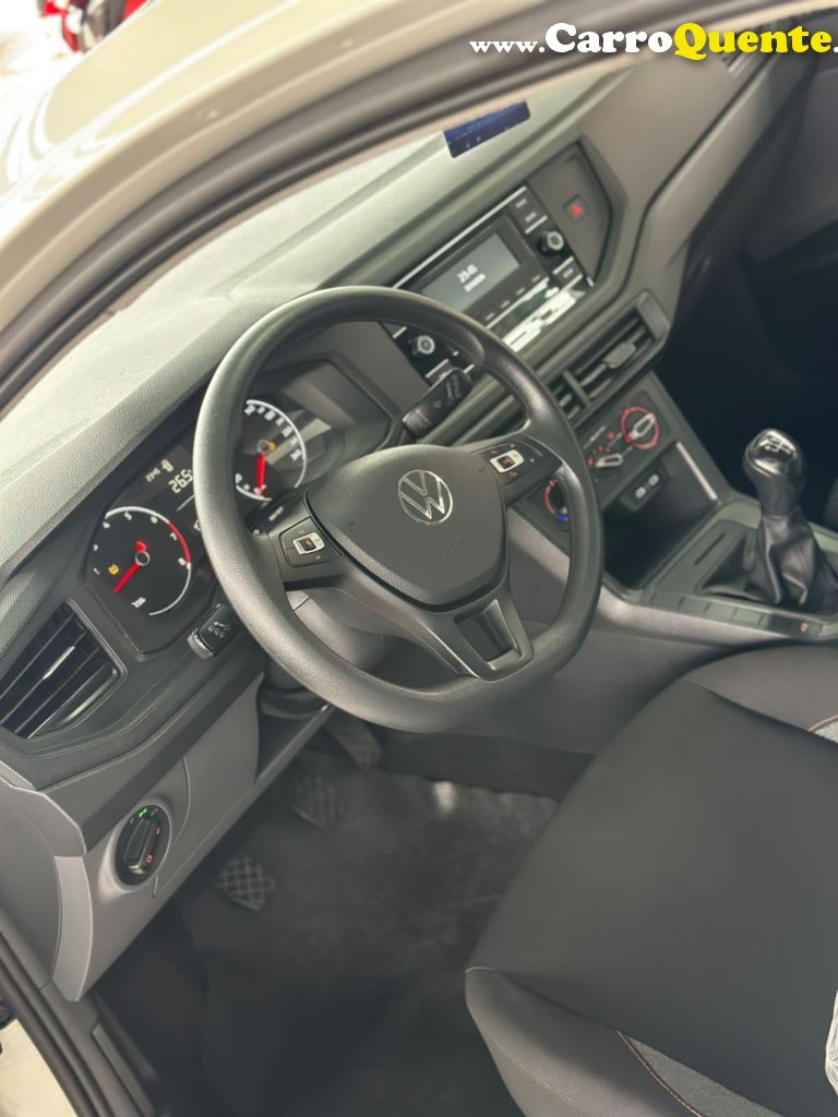 VOLKSWAGEN   POLO TRACK 1.0 FLEX 12V 5P   BRANCO 2025 1.0 FLEX - Loja
