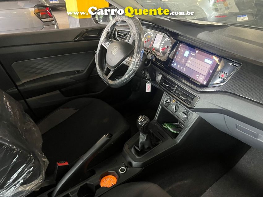 Volkswagen POLO 1.0 MPI TRACK MANUAL - Loja