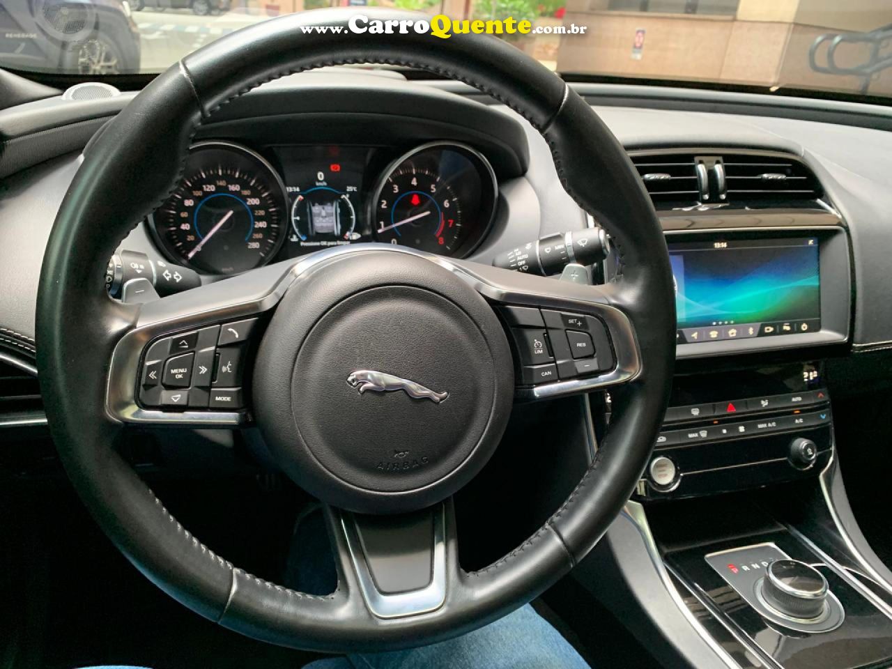JAGUAR   2.0 16V INGENIUM P250 GASOLINA R-SPORT 4P AUTOMÁTICO   PRETO 2019 2.0 GASOLINA - Loja