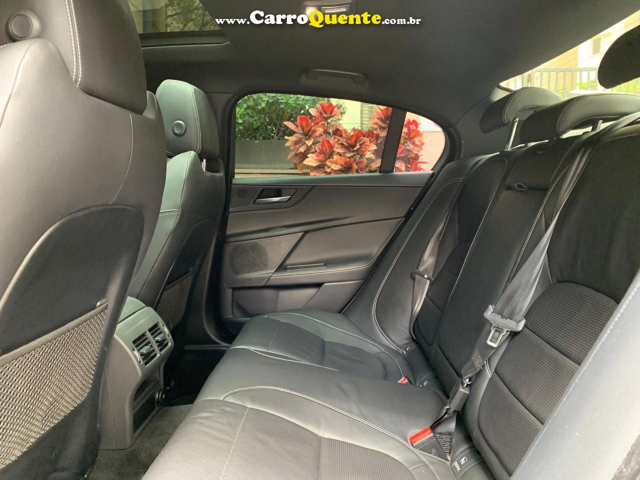 JAGUAR   2.0 16V INGENIUM P250 GASOLINA R-SPORT 4P AUTOMÁTICO   PRETO 2019 2.0 GASOLINA - Loja