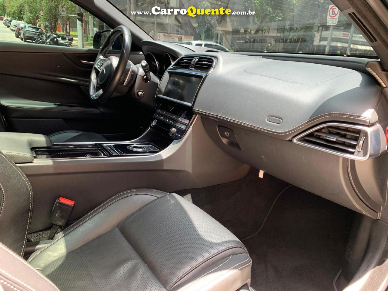JAGUAR   2.0 16V INGENIUM P250 GASOLINA R-SPORT 4P AUTOMÁTICO   PRETO 2019 2.0 GASOLINA - Loja