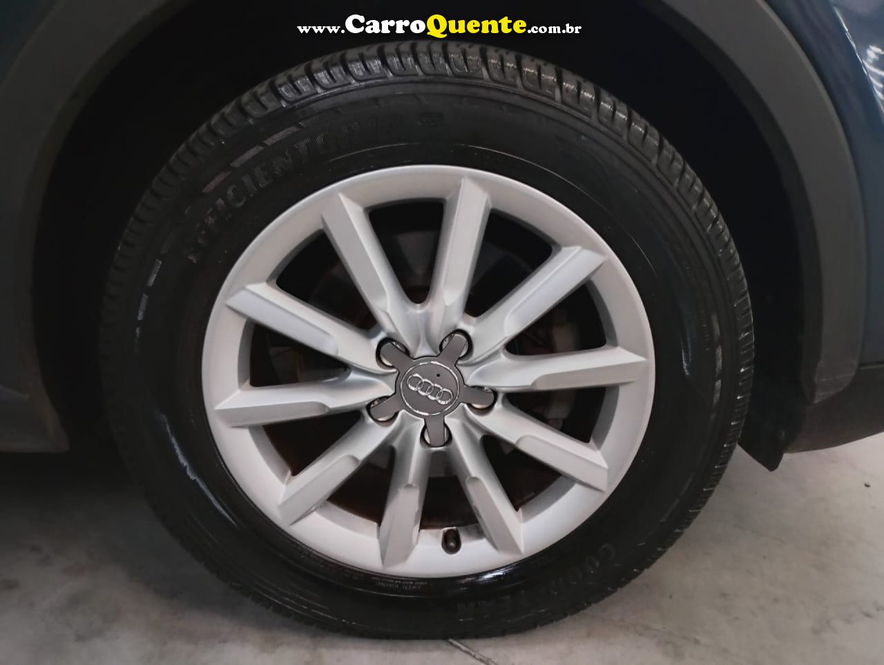 AUDI   Q3 1.4 TFSITFSI FLEX S-TRONIC 5P   AZUL 2017 1.4 FLEX - Loja