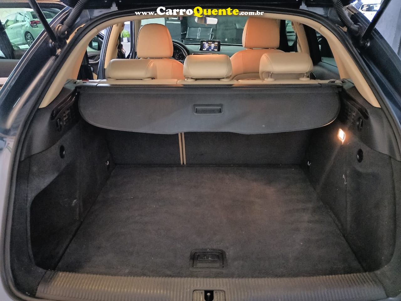 AUDI   Q3 1.4 TFSITFSI FLEX S-TRONIC 5P   AZUL 2017 1.4 FLEX - Loja