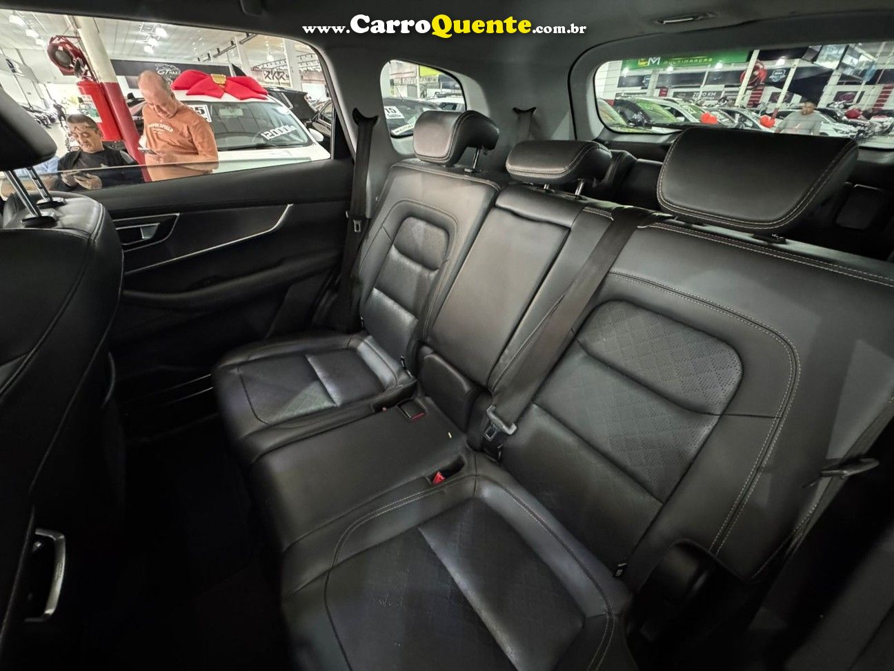 CHERY TIGGO 8 1.6 TGDI TXS DCT 2023 - Loja