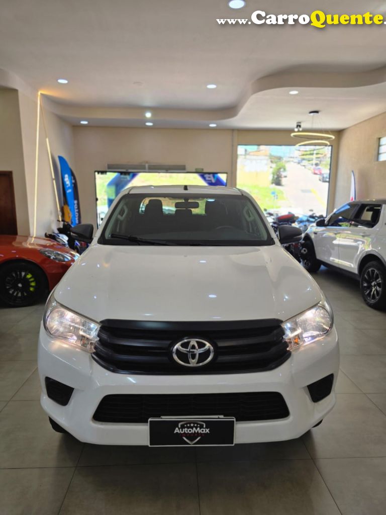 TOYOTA   HILUX CD 4X4 2.8 DIESEL MEC.   BRANCO 2018 2.8 DIESEL - Loja